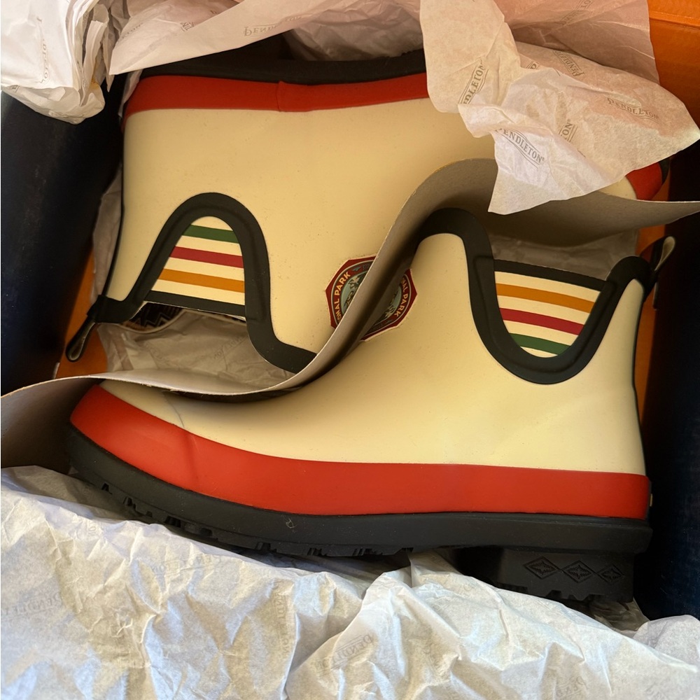 Pendleton National Park Collection Box